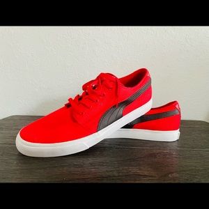 Puma Sneakers